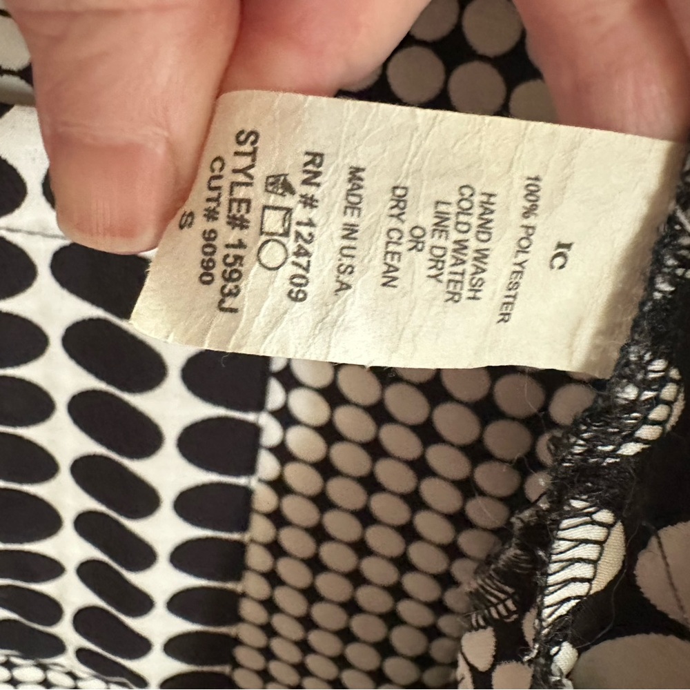 iC by Connie K open front Jacket size Small
Black and white Polka Dot block - Picture 3 of 3